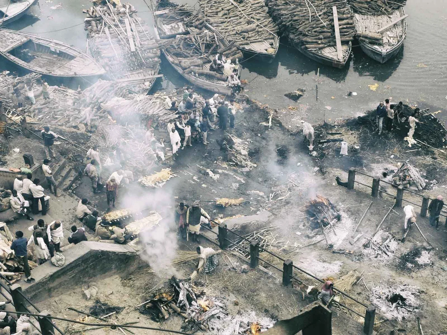 Bazaar+Streets+_+Moving+Times,+Varanasi.+9.webp