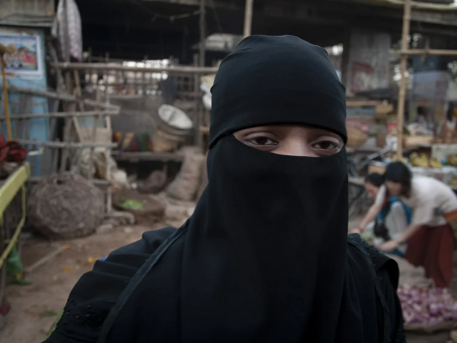 Bazaar+Streets+_+Moving+Times,+Varanasi.+26.webp