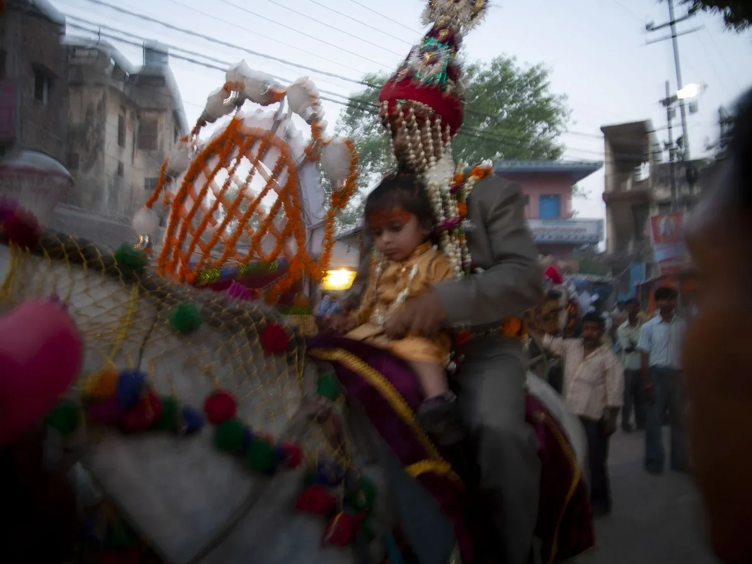 Bazaar+Streets+_+Moving+Times,+Varanasi.+28.webp