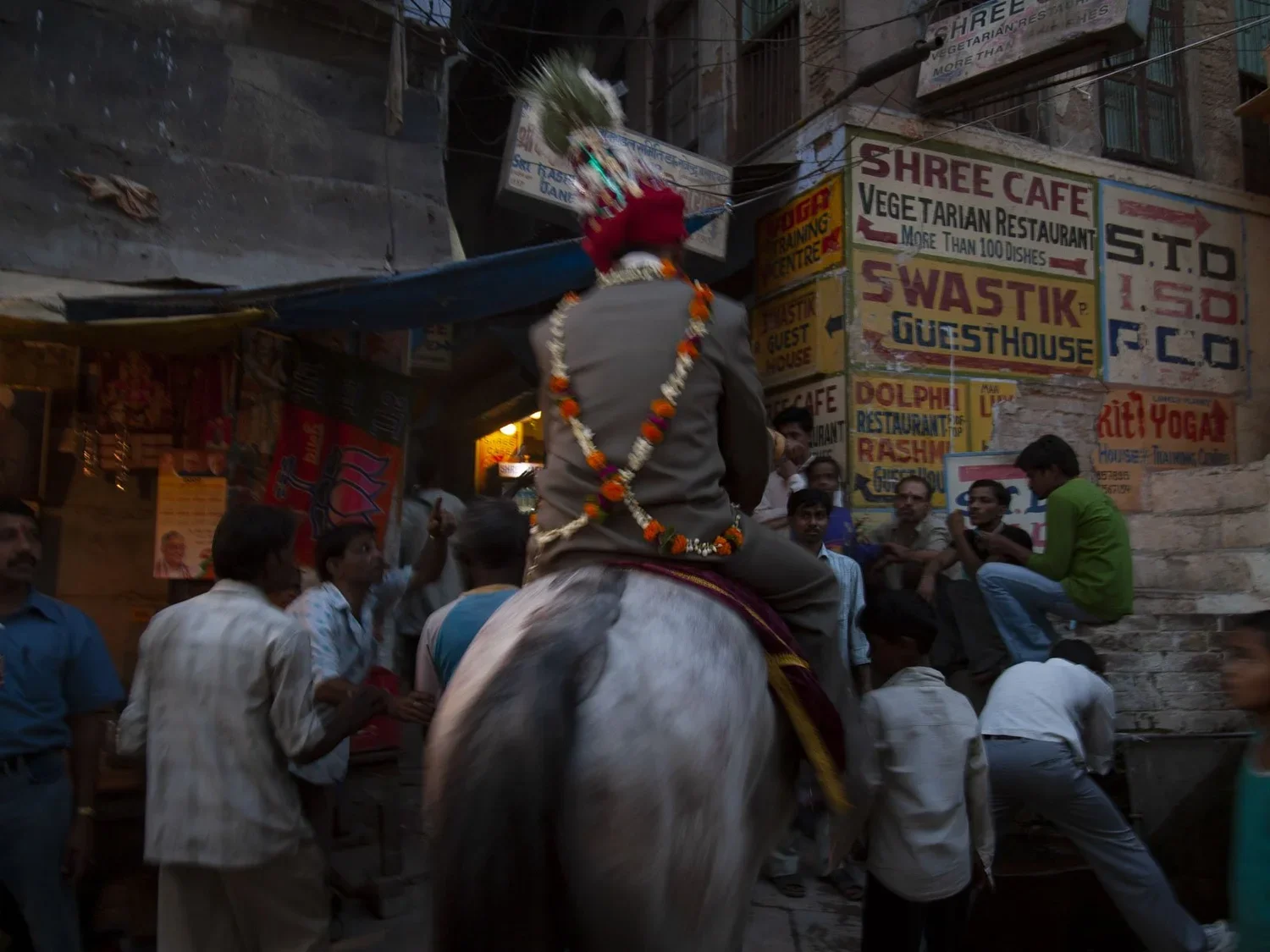 Bazaar+Streets+_+Moving+Times,+Varanasi.+30.webp