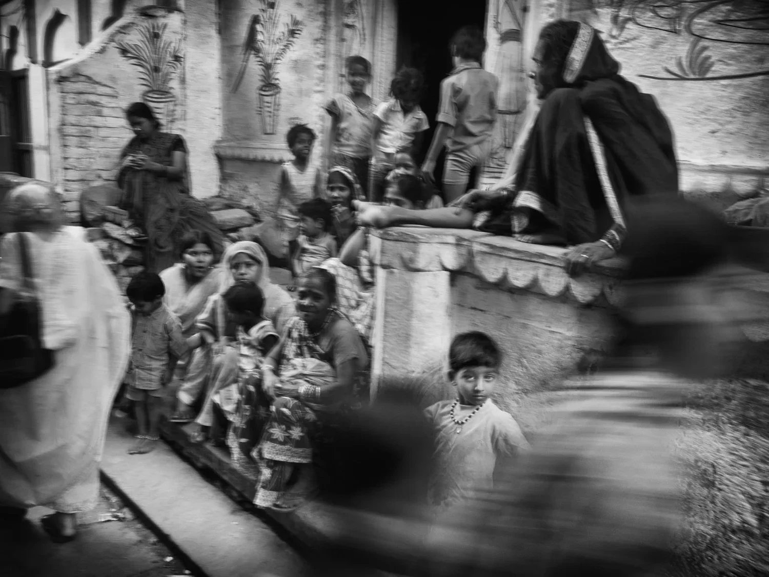 Bazaar+Streets+_+Moving+Times,+Varanasi.+40.webp