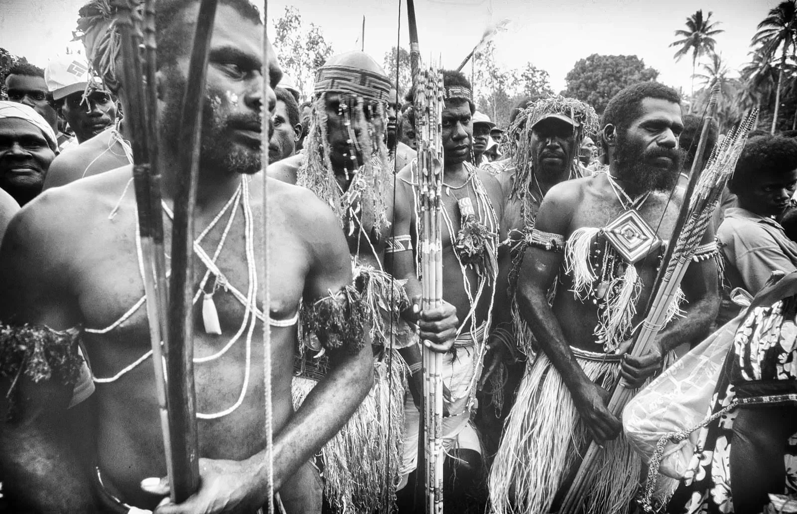 BreakingBowsAndArrows_Bougainville_PNG_MS35mm_61_BW.webp