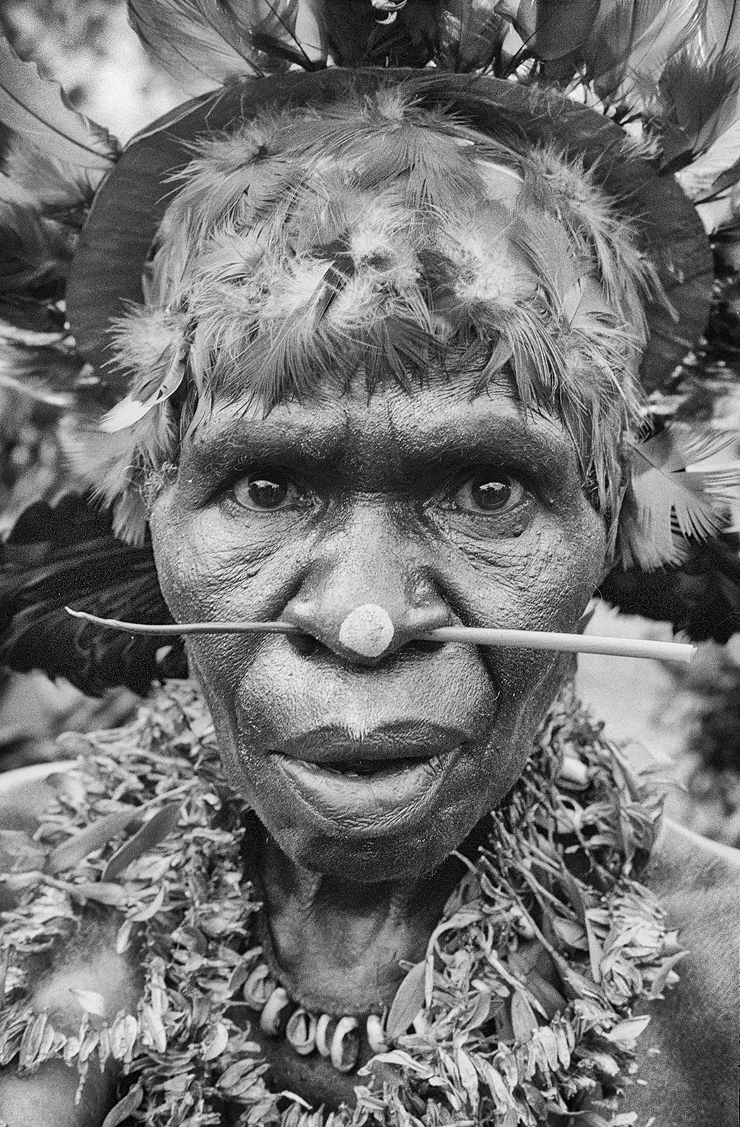 1_GorokaShow_PNGHighlands_1996_©LizThompson_41_Filter.webp