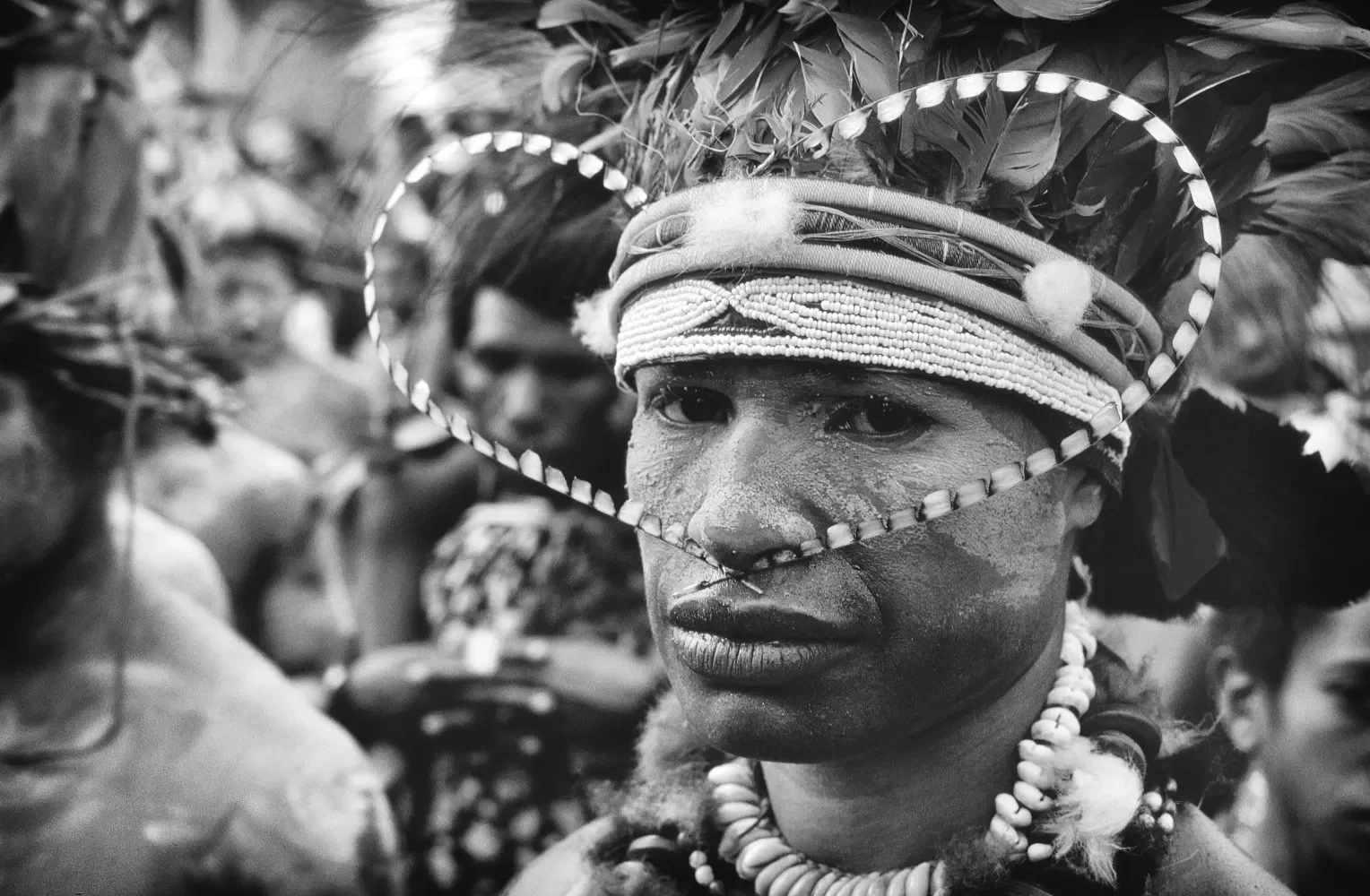GorokaShow_1984-1996_MS35mm_©Liz-Thompson_456bw.webp