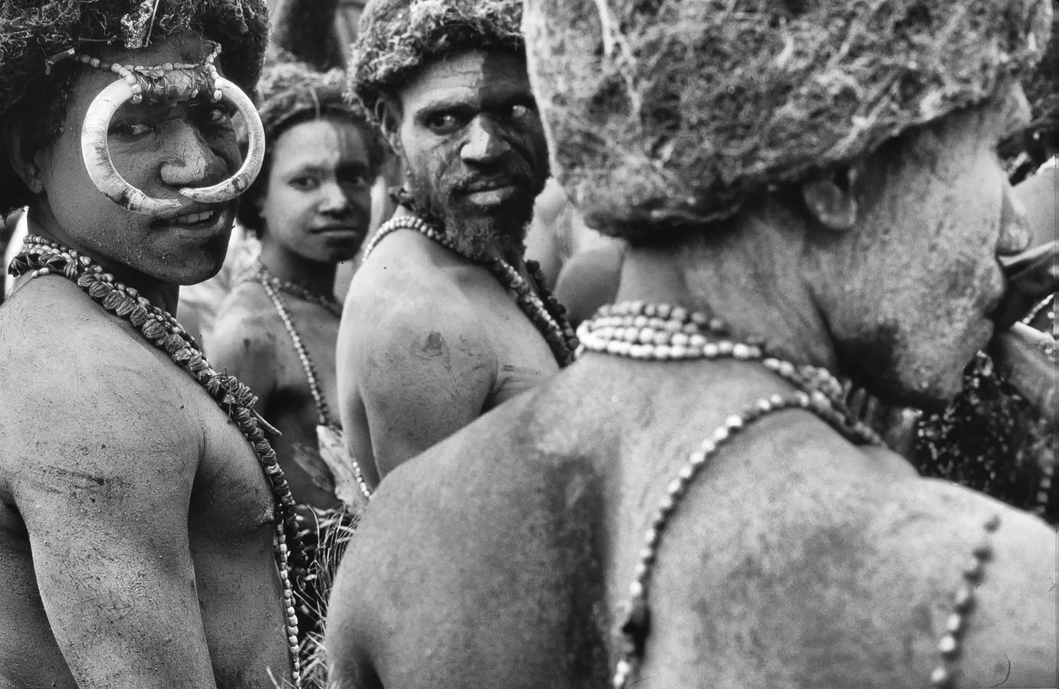 GorokaShow_1984-1996_MS35mm_LizThompson_280bw.webp