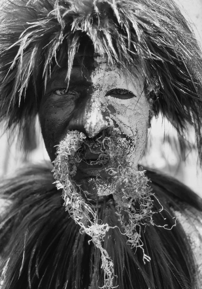 Goroka-Show-1984-1996_Unmounted_©Liz-Thompson_65bw.webp