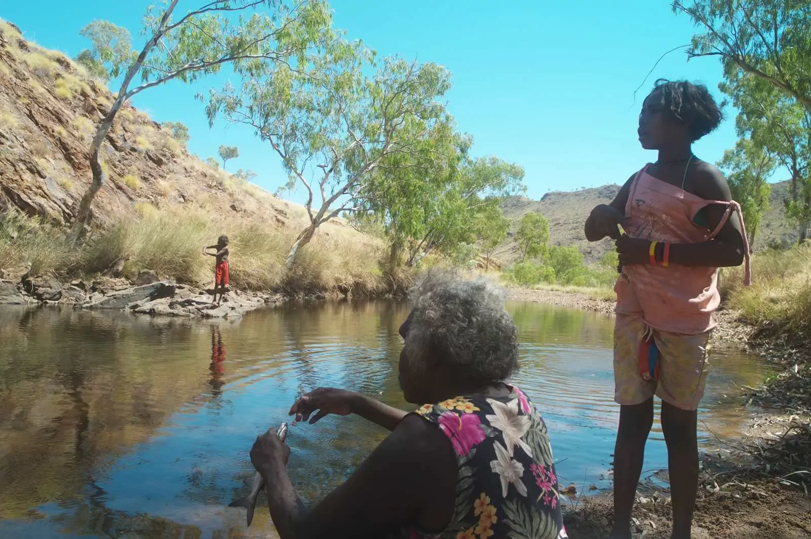 Walking-in-Purnululu-Park-with-Shirley-Drill-and-her-family-Kimberley-WA (2).webp