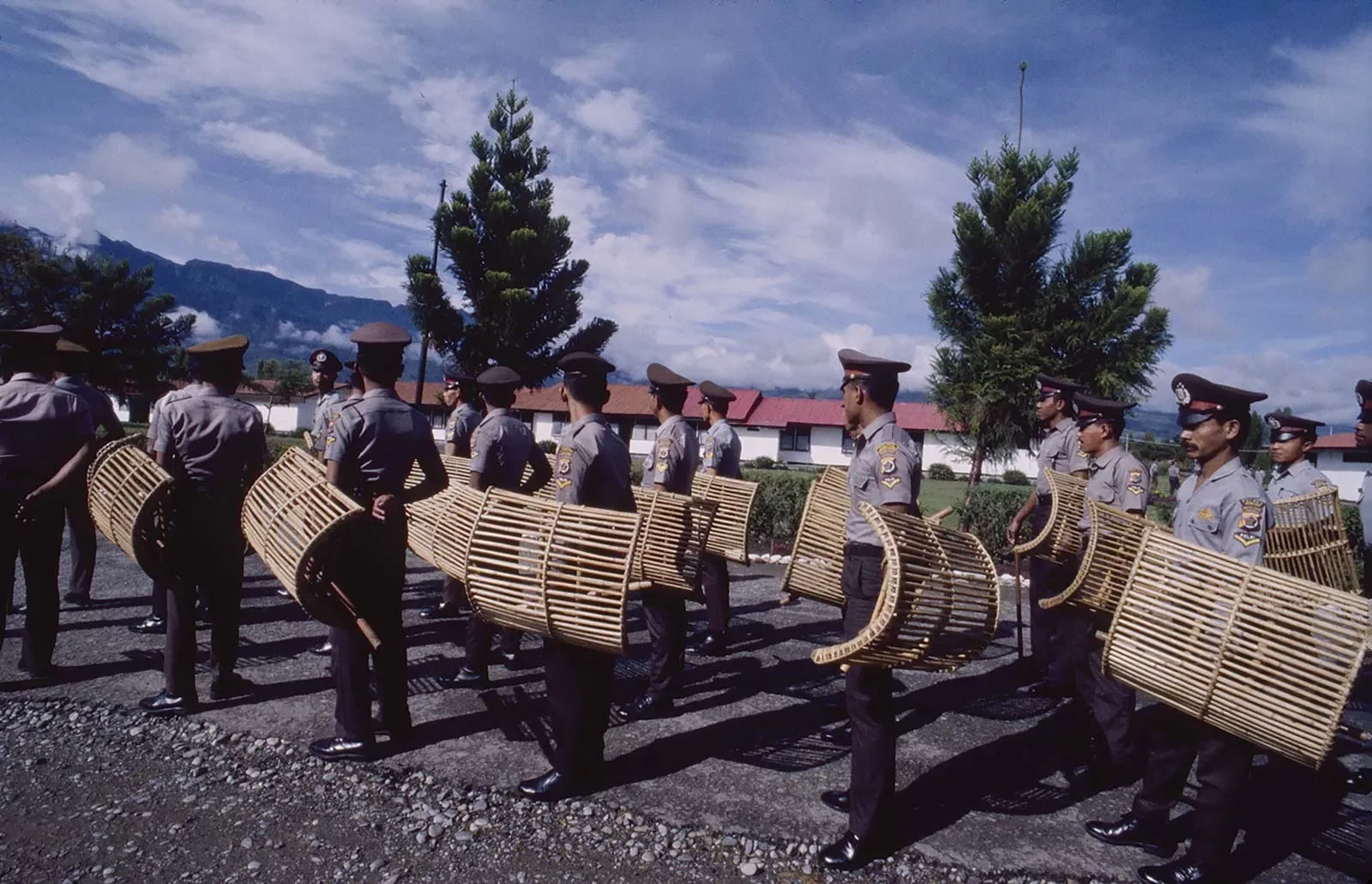 West_Papua_Baliem_Valley__Wamena_PSMS35mm__©Liz-Thompson_299_1.webp