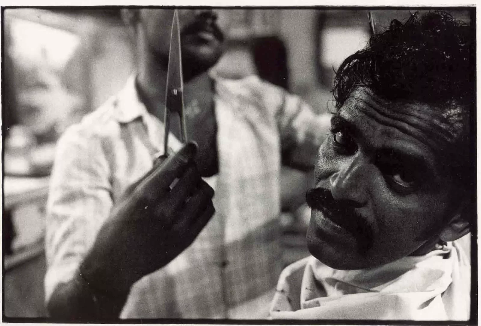 haircut-1600bc.webp