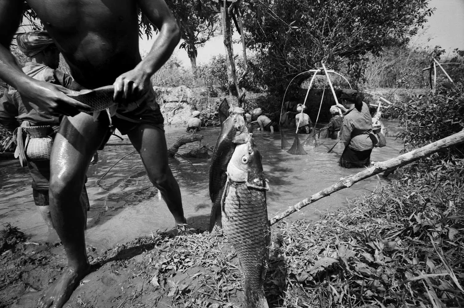 HmongCommunity_Sapa_Vietnam_1996_35mmBW_109.webp