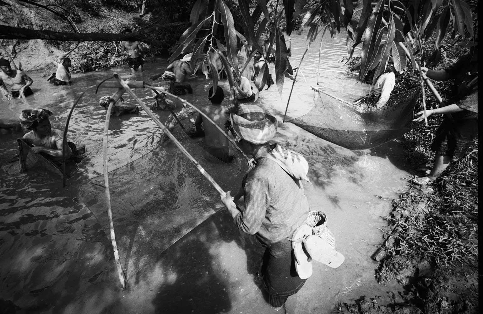 HmongCommunity_Sapa_Vietnam_1996_35mmBW_114.webp