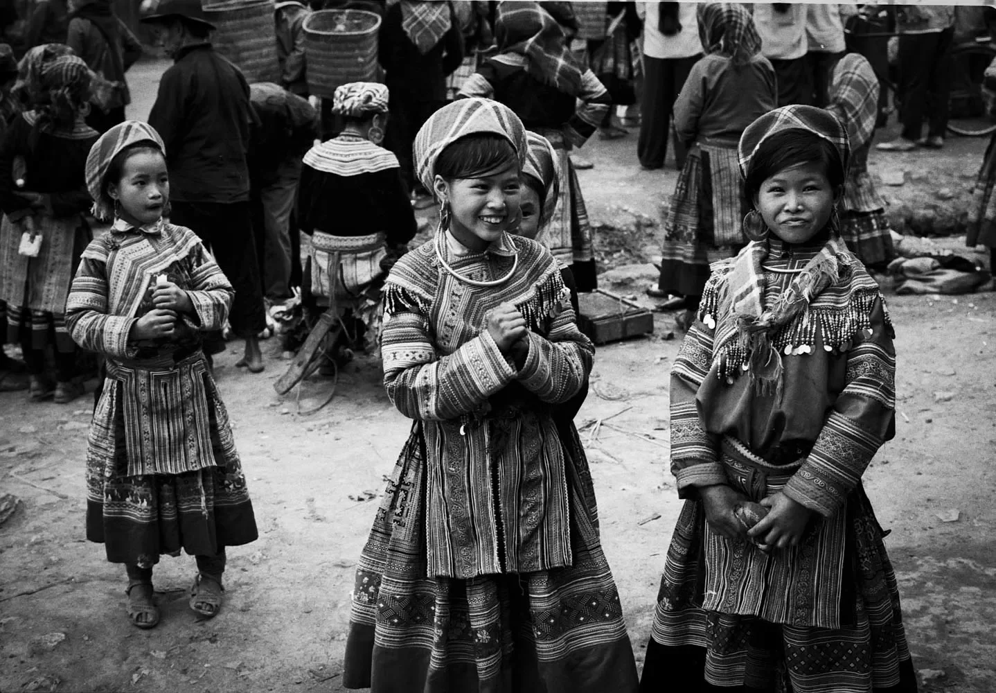 HmongCommunity_Sapa_Vietnam_1996_35mmBW_259.webp