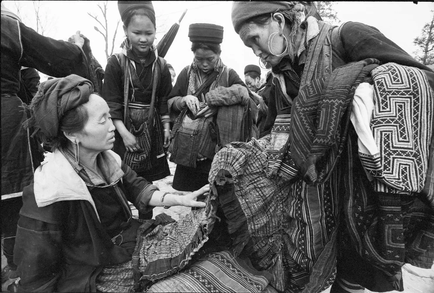 HmongCommunity_Sapa_Vietnam_1996_37.webp