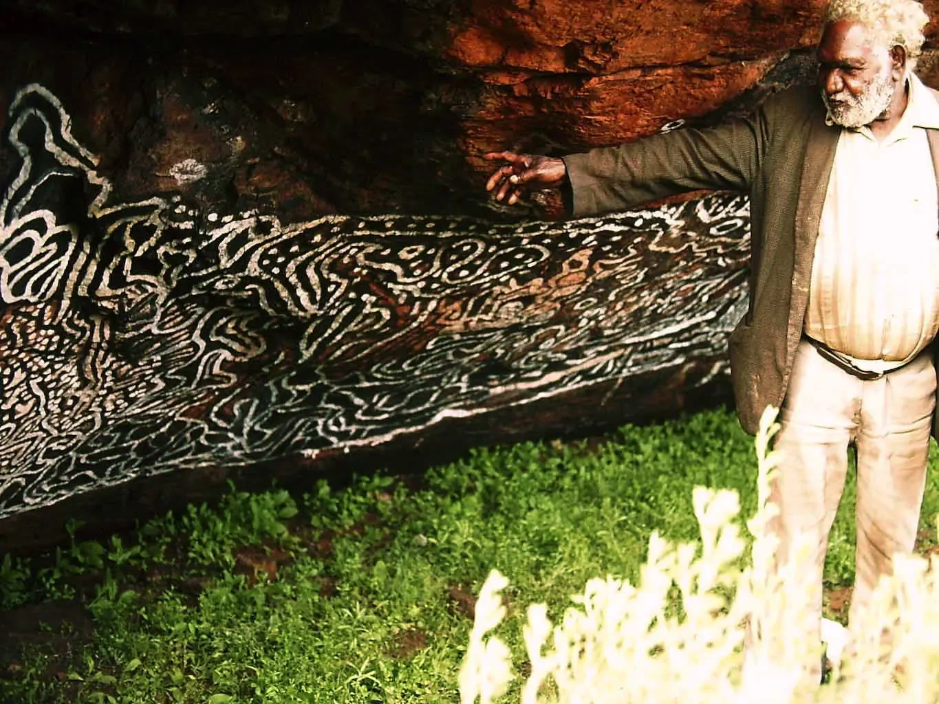 cave-warburton.webp
