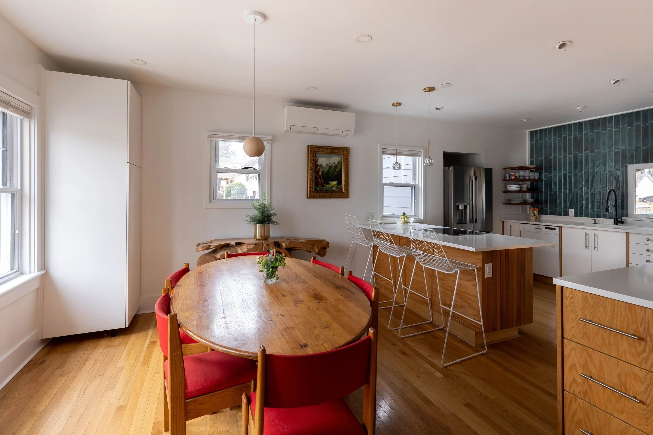 Renovated kitchen and Open Concept Dinning room — 1219 Gordon Ave furnished rental.