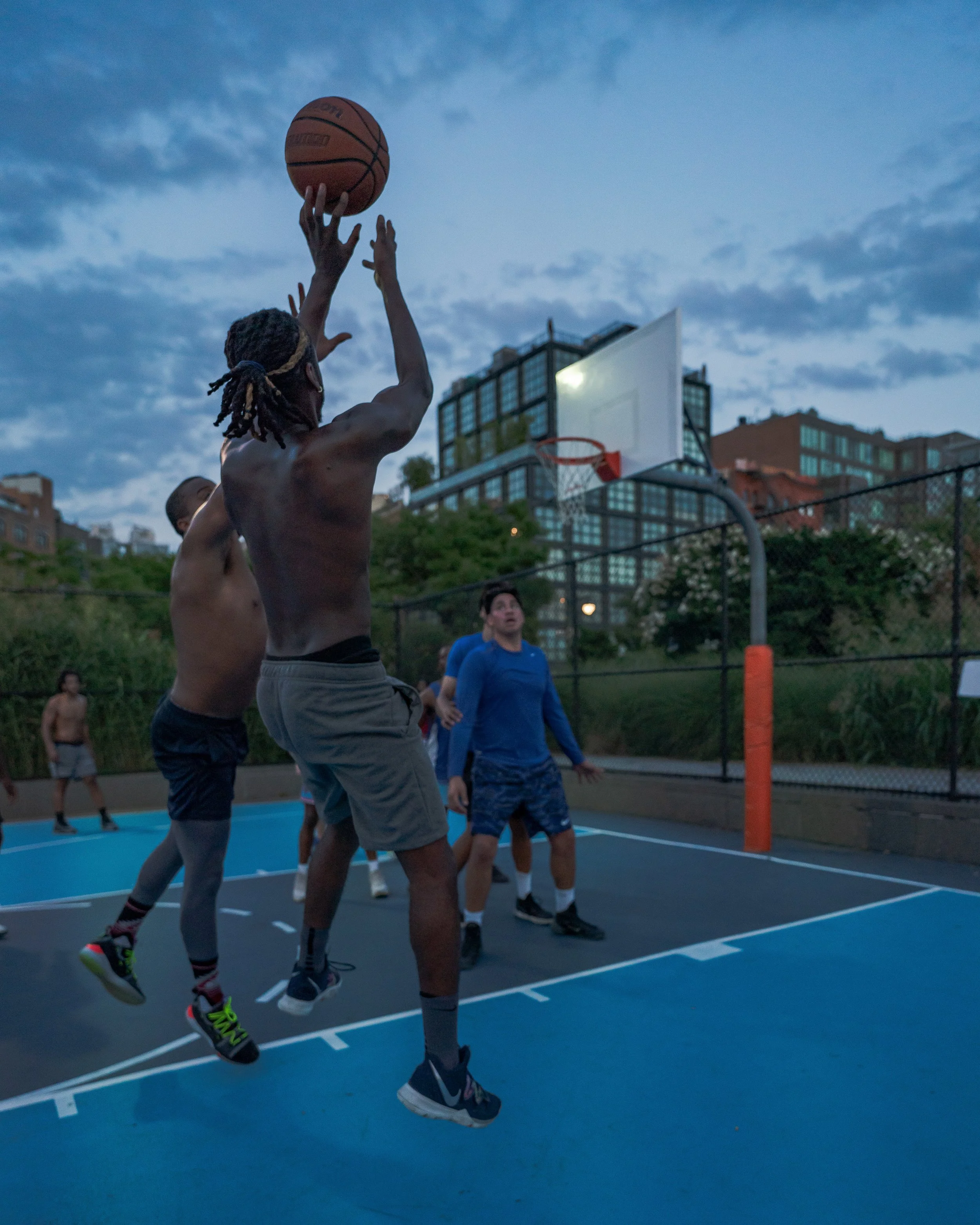 SPORTS // ACTION