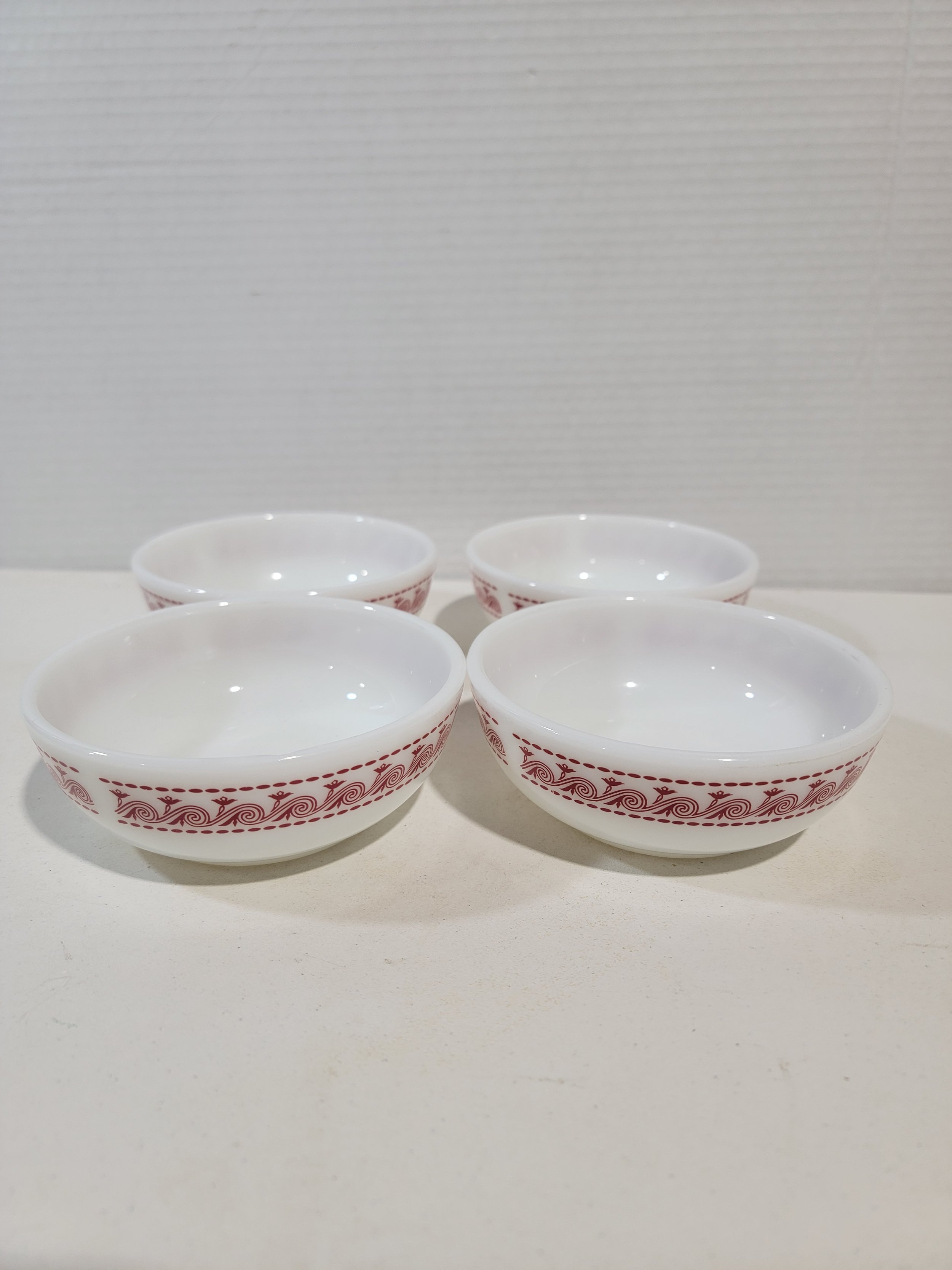 Vintage Pyrex Chariot Milk Glass Bowls A2