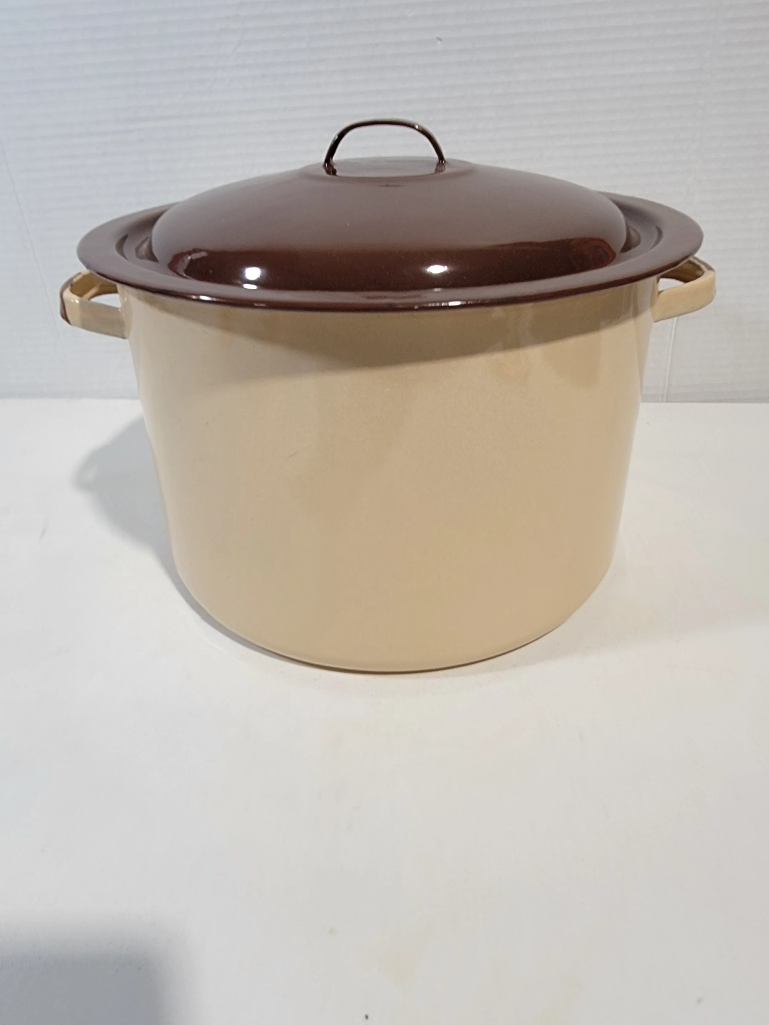 Vintage Enamelware Stock Pot with Lid A3