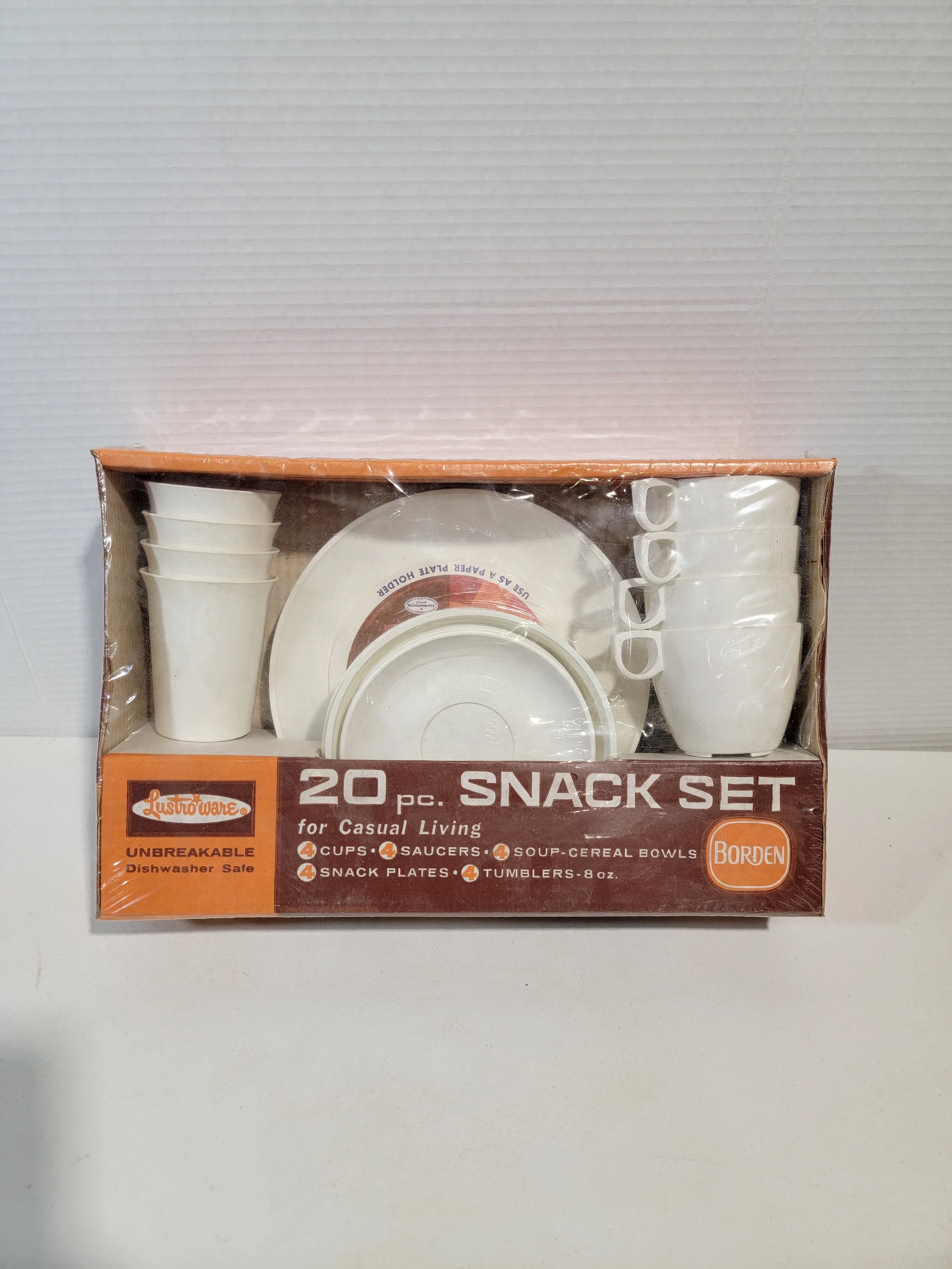 Vintage NOS Lustroware 20pc Snack Set by Borden A1