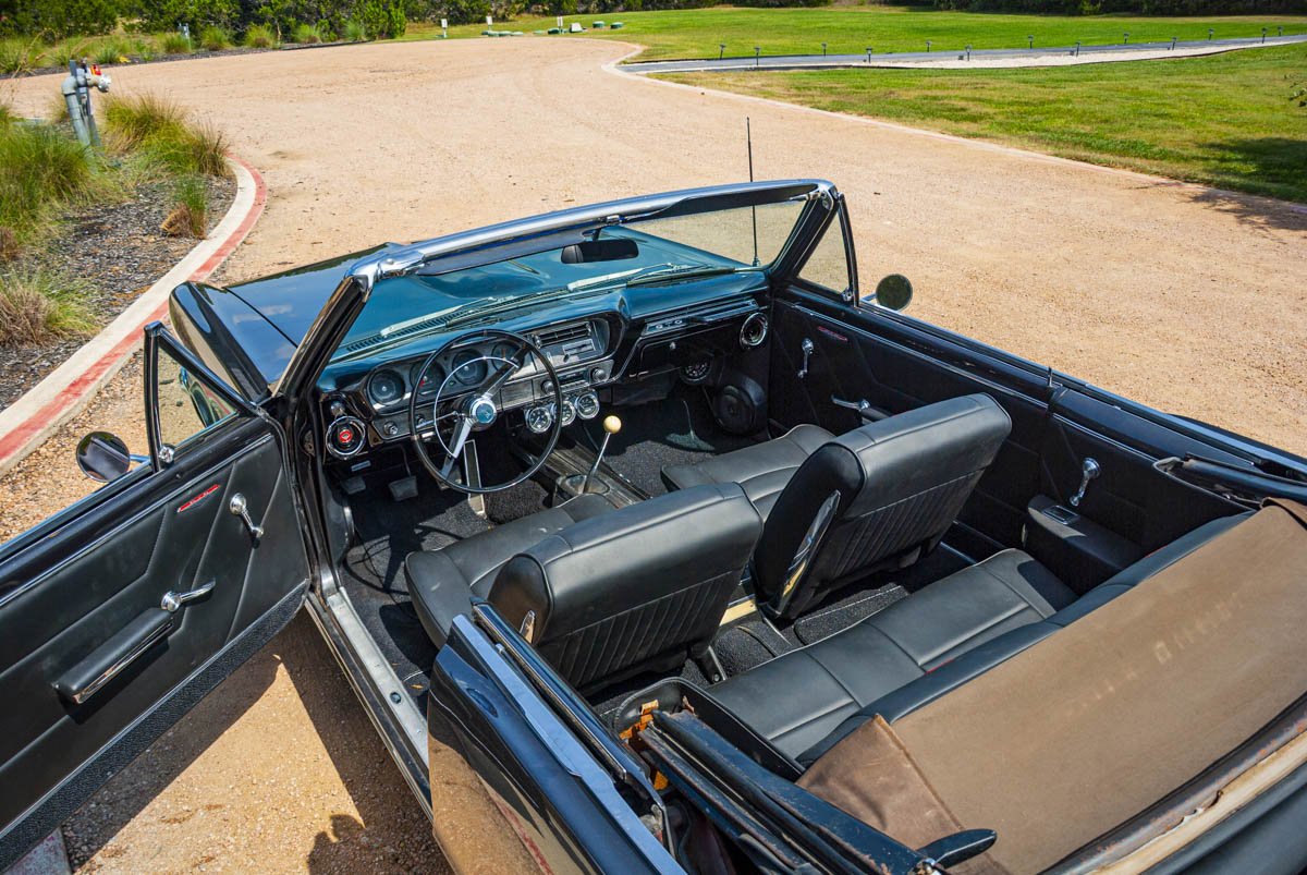 classic car rental for photoshoot in san antonio