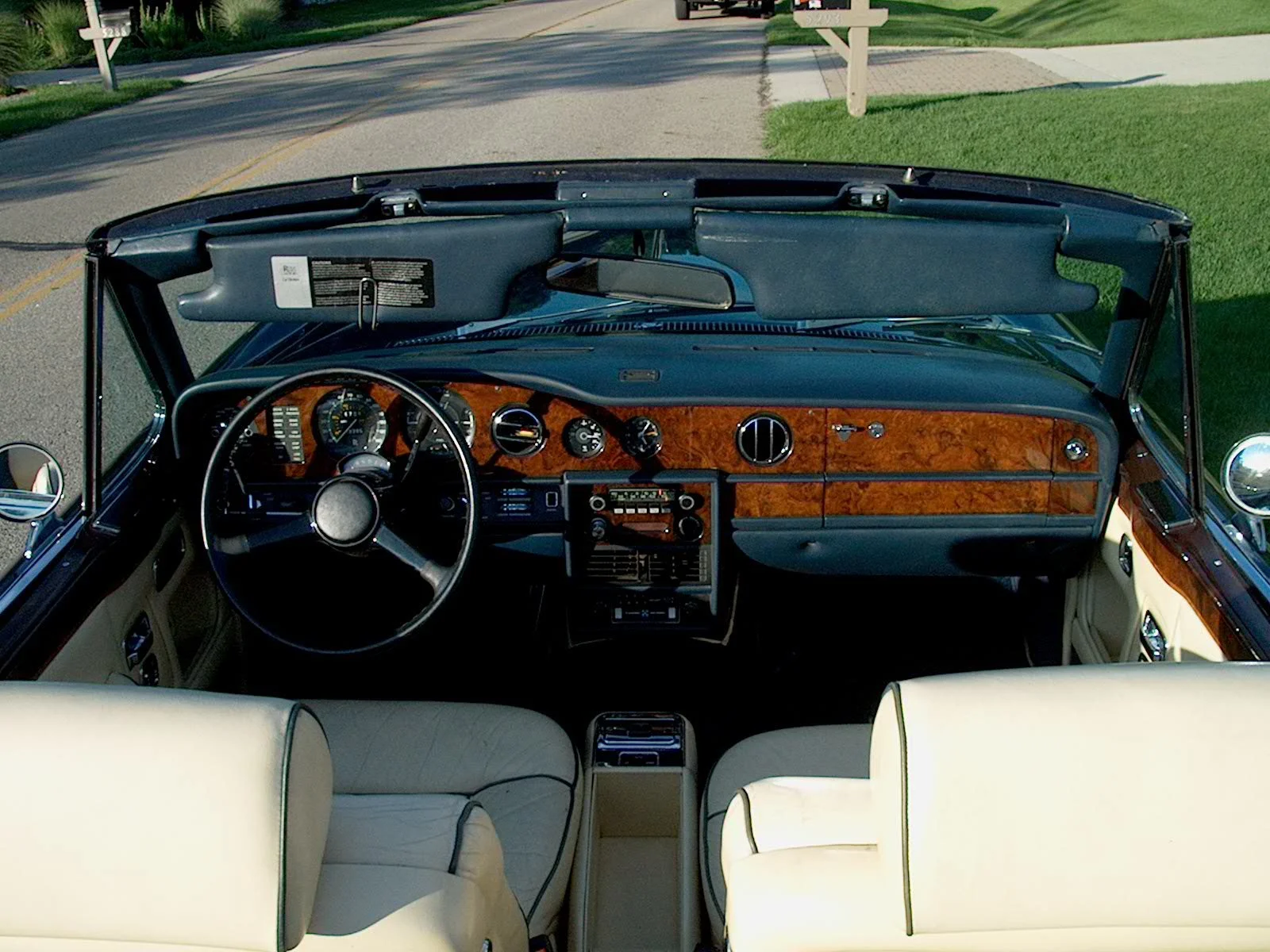 Rolls Royce Dash.JPG