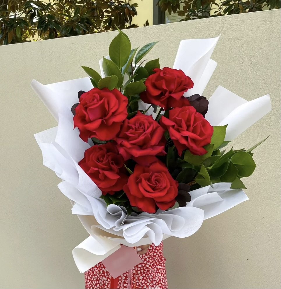 Half Dozen Rose Bouquet