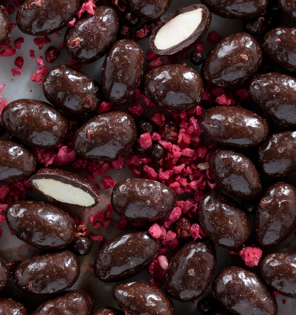 Dark Choc & Raspberry Coated Almonds 150g