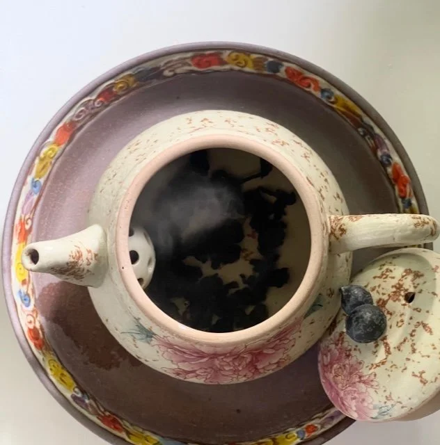 peony gourd teapot inner.jpg