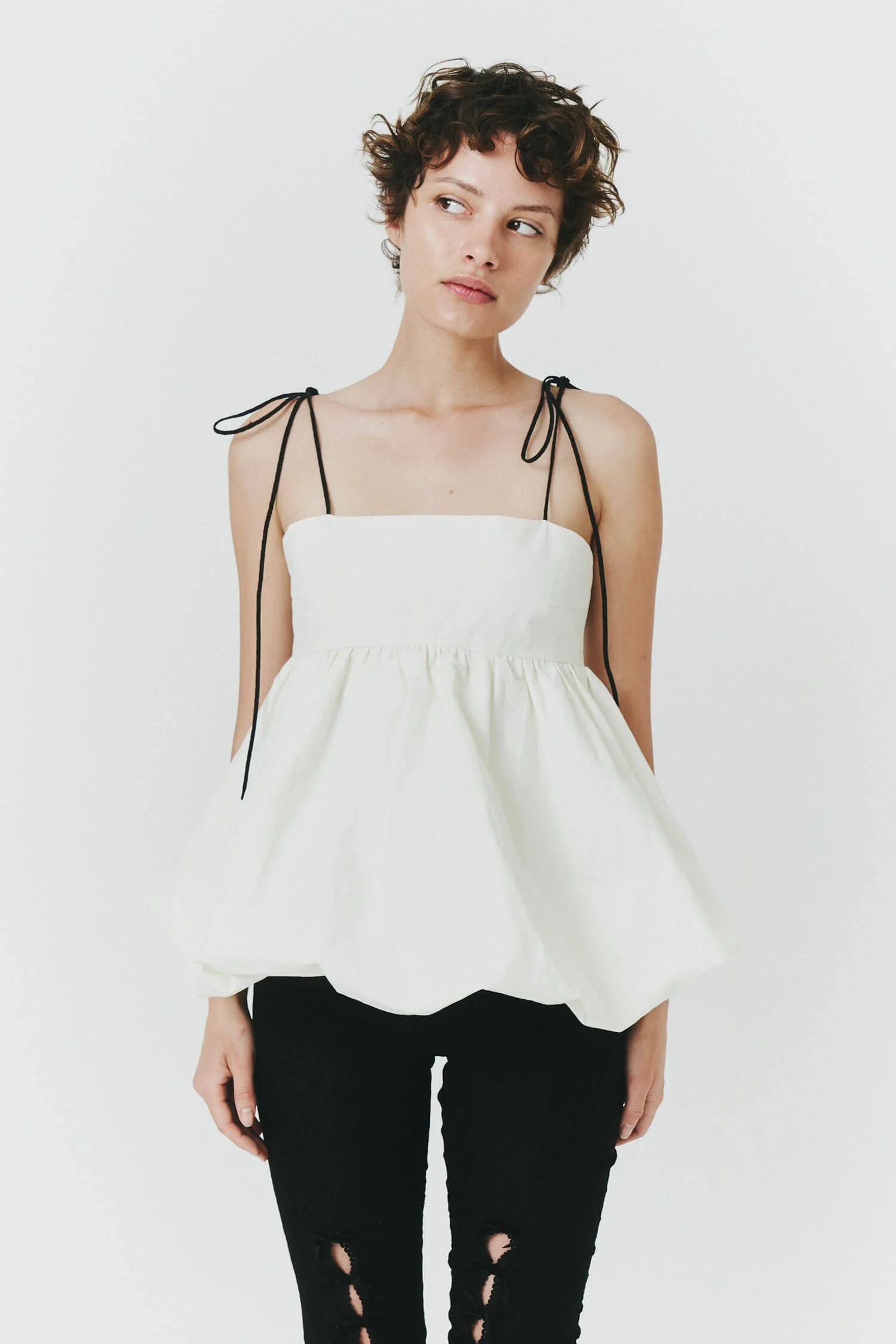 SS4739TPWHITE (1)_Edtorial.jpg