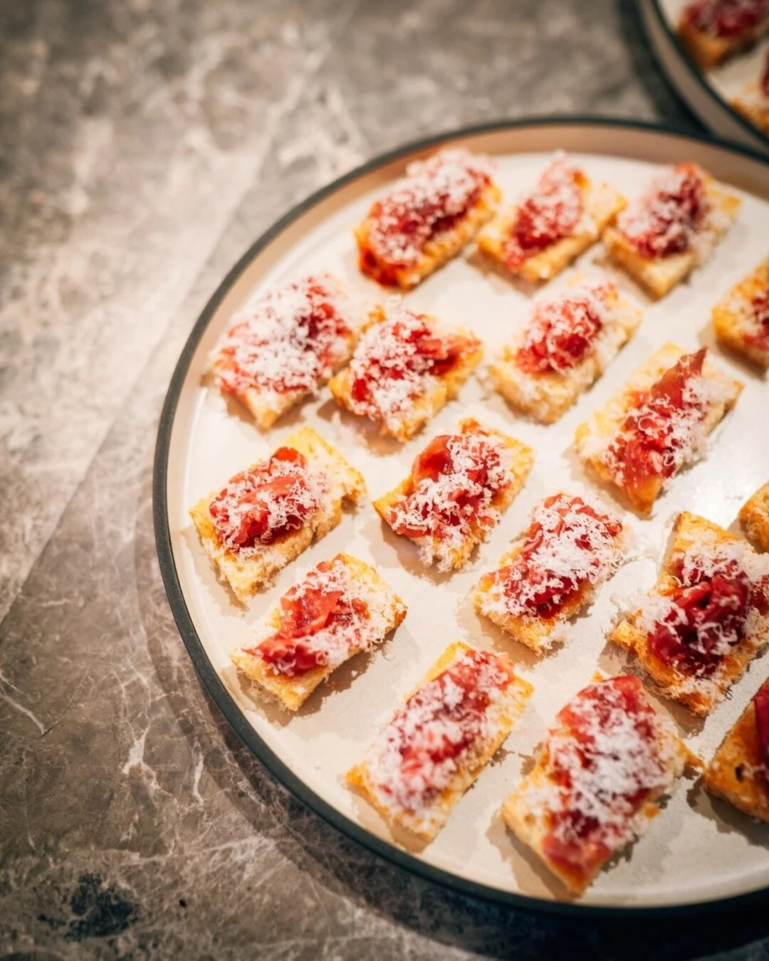 Discover the art of simplicity at Allonda, where every ingredient shines in our carefully crafted dishes. Unpretentious dining, unforgettable flavors. 🌿🍷⁣
 #SimpleElegance #allonda #restaurant #newstead #bar #allondarestaurant #brisbane