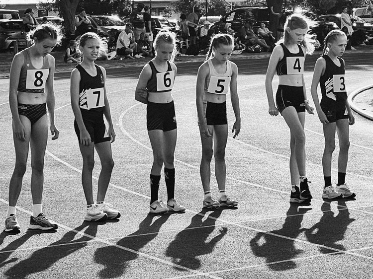 Middle Distance Coach MIDDLE DISTANCE | Enhance Your Speed Today — FUTURE ATHLETICS