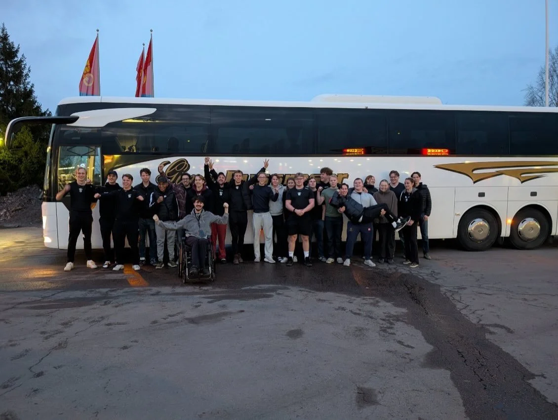 UIF Friidrott har spenderat n&aring;gra dagar med Richard i V&auml;xj&ouml; och tagit en hel del medaljer. Nu v&auml;ntar en trevlig resa hem mot Uppsala 

Tack f&ouml;r f&ouml;rtroendet och grattis till en framg&aring;ngsrik helg 🥇 🥈 🥉