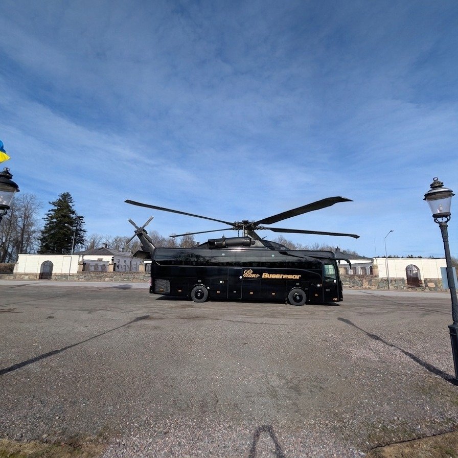 Vi p&aring; Gimo Bussresor str&auml;var alltid efter att korta restiderna f&ouml;r v&aring;ra kunder. Efter m&aring;nader av hemlig produktutveckling kan vi &auml;ntligen presentera v&aring;r st&ouml;rsta nyhet n&aring;gonsin: Bussocopter 1.0! 🚁🚌

