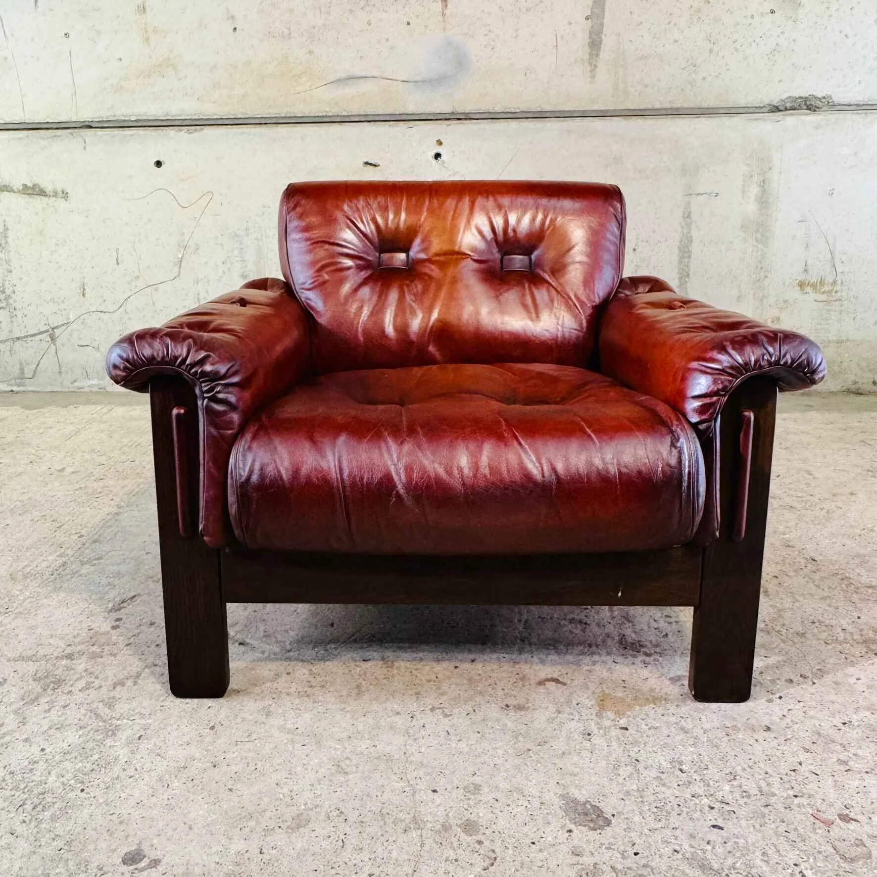Norwegian Rustic Dark Tan Leather Armchair – Deep Seated & Stylish.jpeg