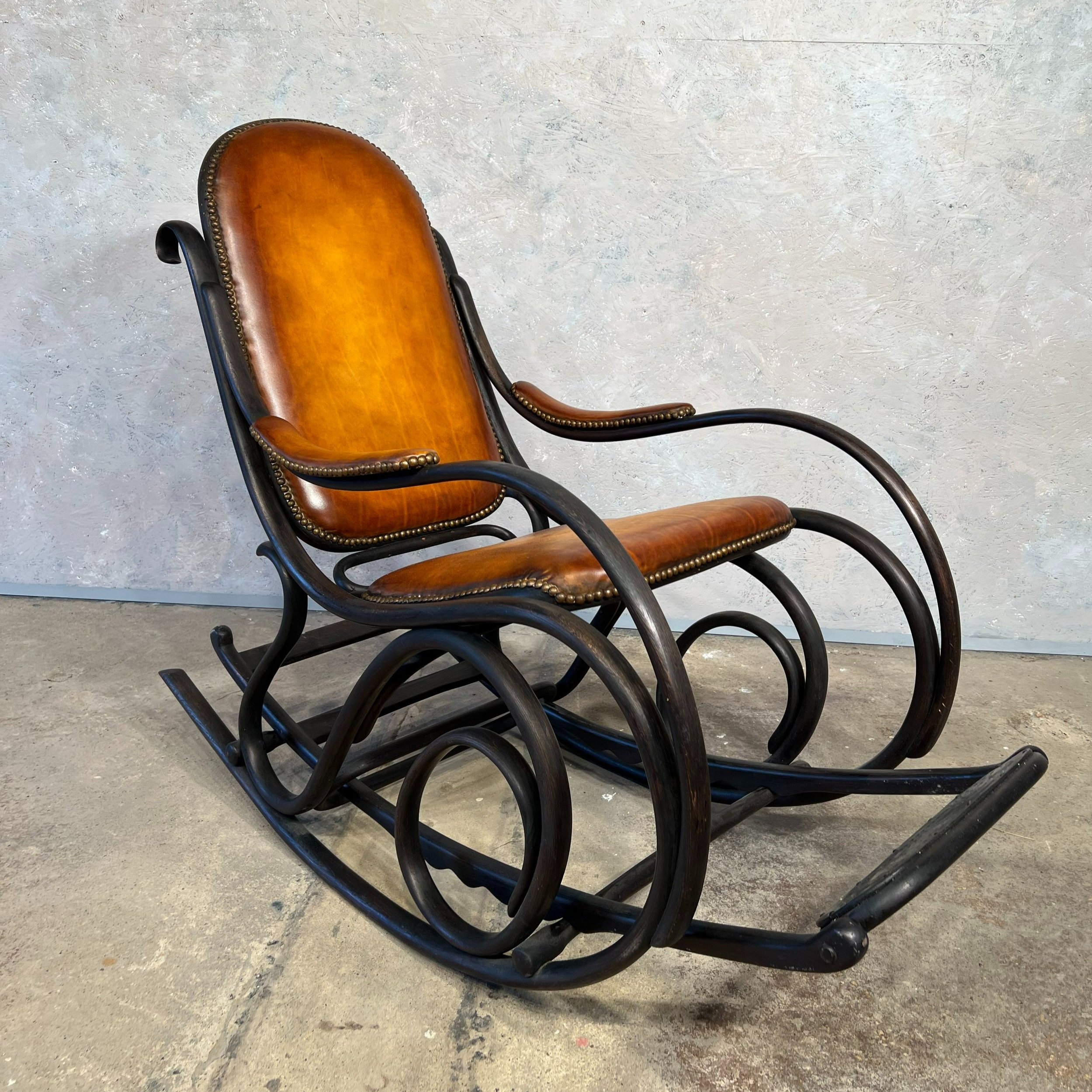 Rocking+chair%2C+original+from+the+early+1900+Art+Nouveau%2C+with+ebonised+curved+beech+frame%2C+upholstered+seat+%2C+back+and+armre.jpg