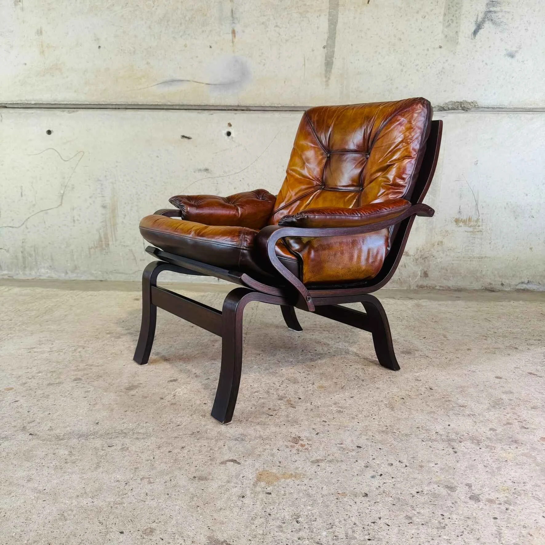 Danish Vintage Tan Leather Armchair – Compact & Comfortable.jpeg