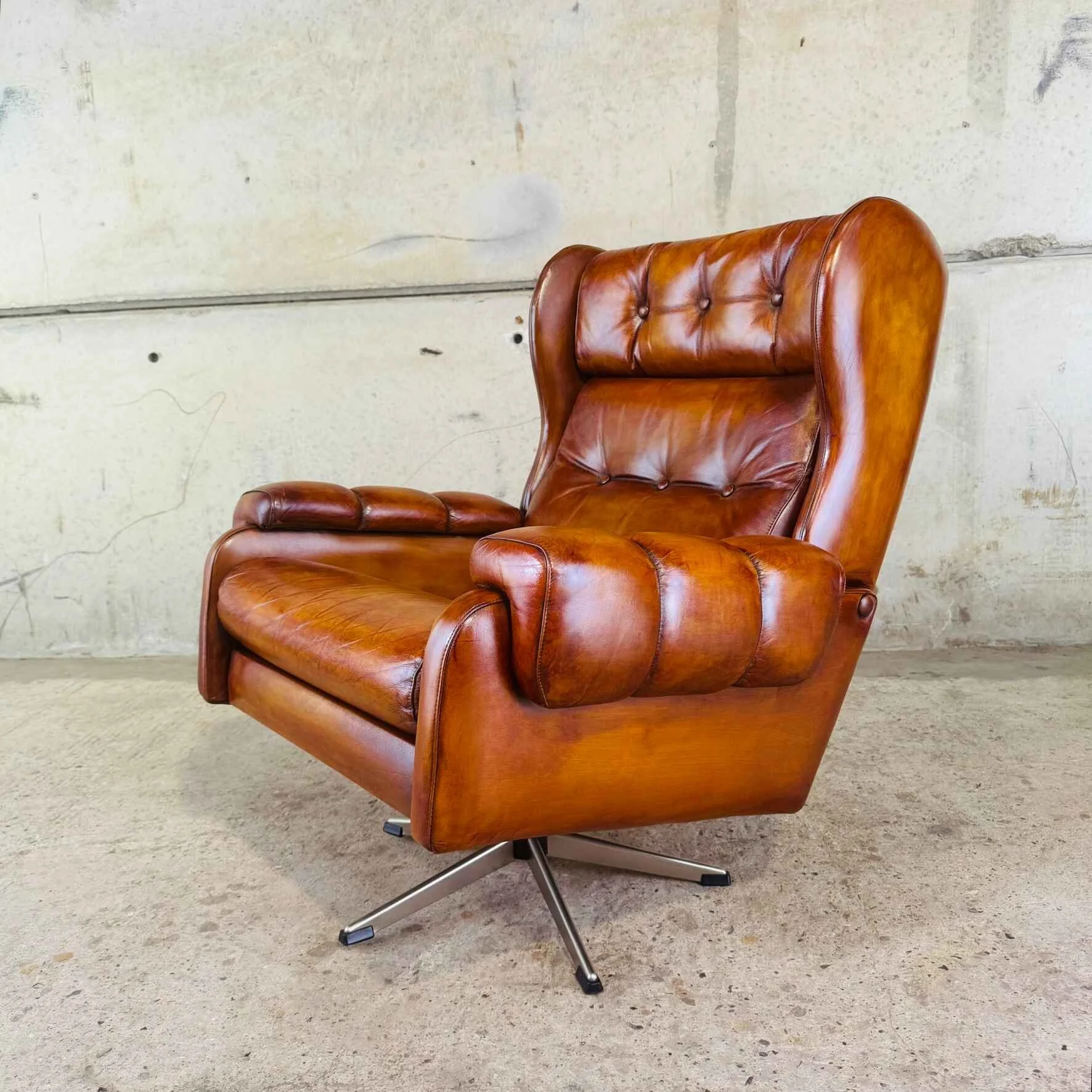 Danish Vintage Cognac Leather Swivel Chair (2).jpeg