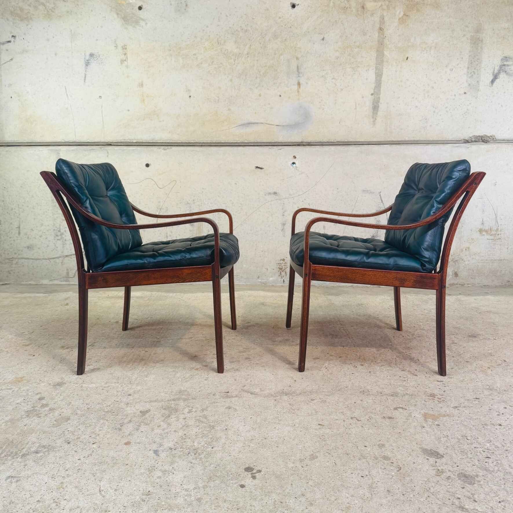 Pair of 1960s Norwegian Green LeatherLounge Chairs by Fredrik Kayser (2).jpeg