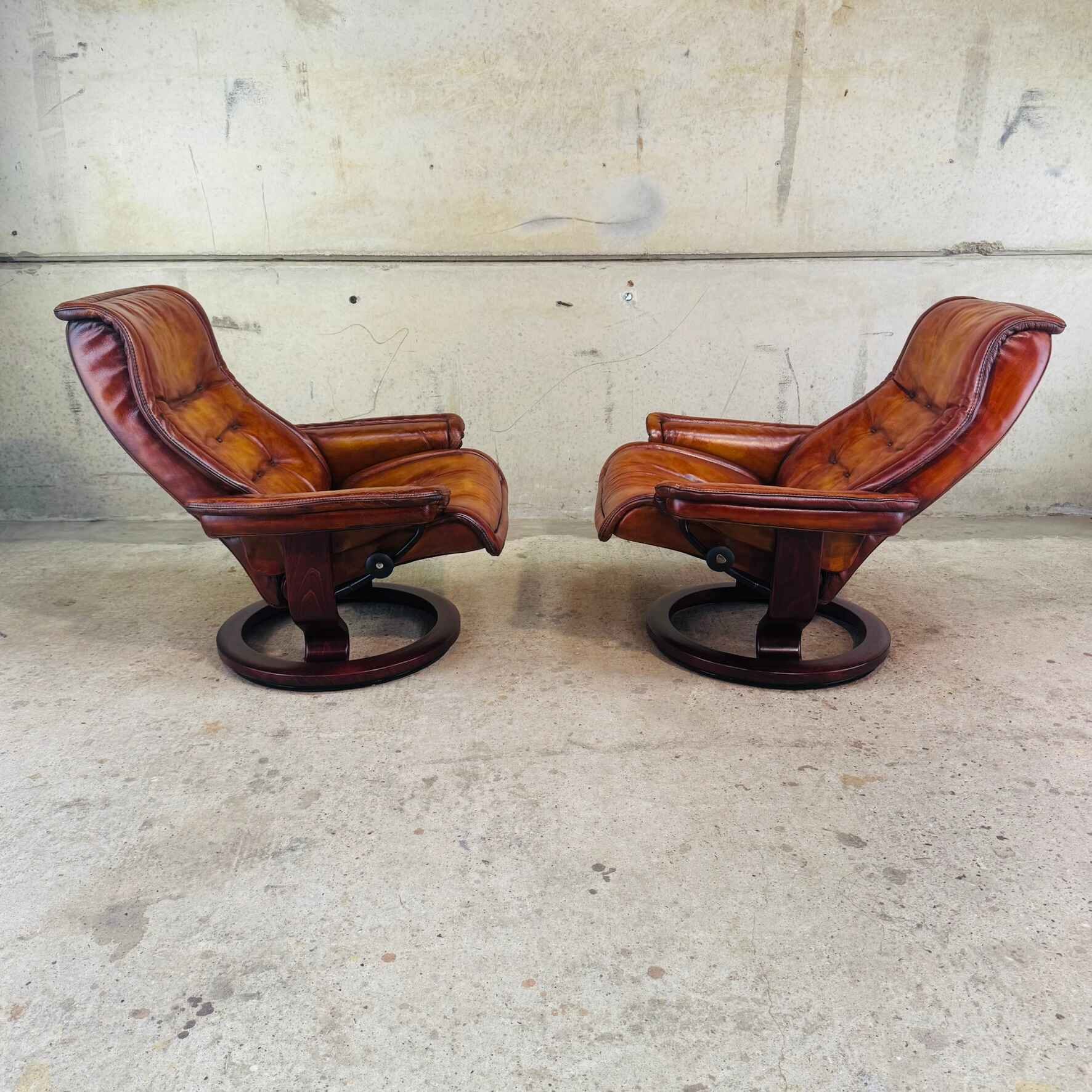 Vintage Pair of Ekornes Cognac Leather Reclining Armchairs – Swivel Base (2).jpeg