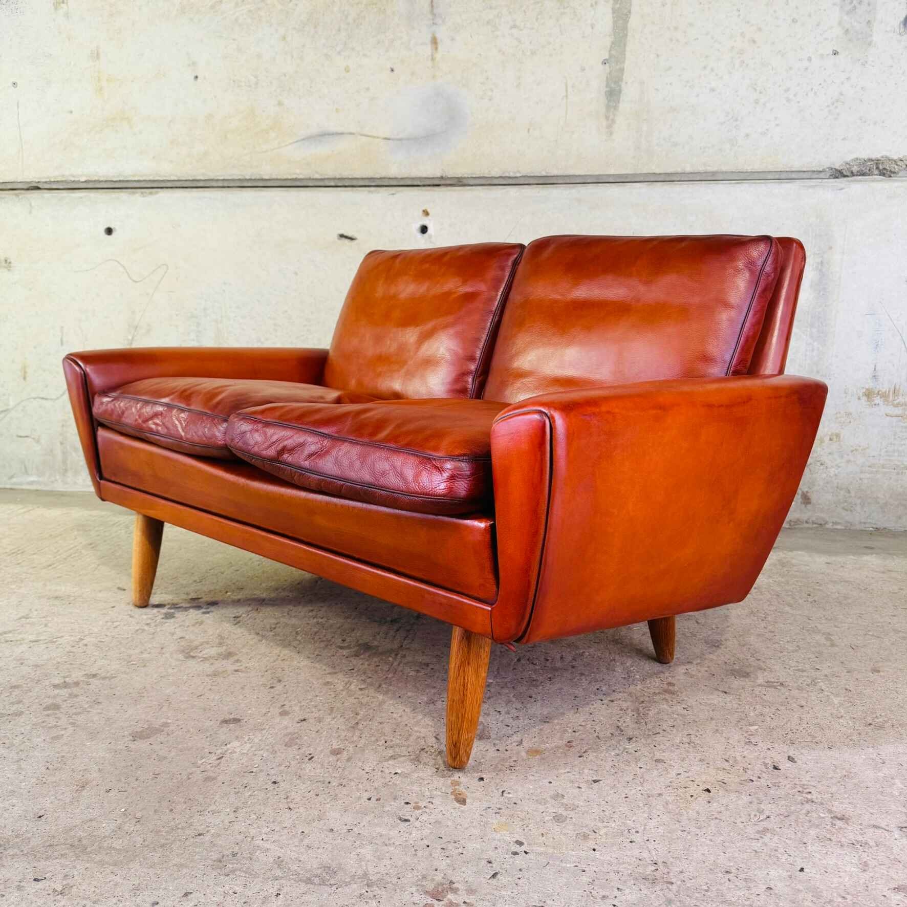 Neat Compact Georg Thams 1970s Two Seater Tan Leather Sofa (2).jpeg