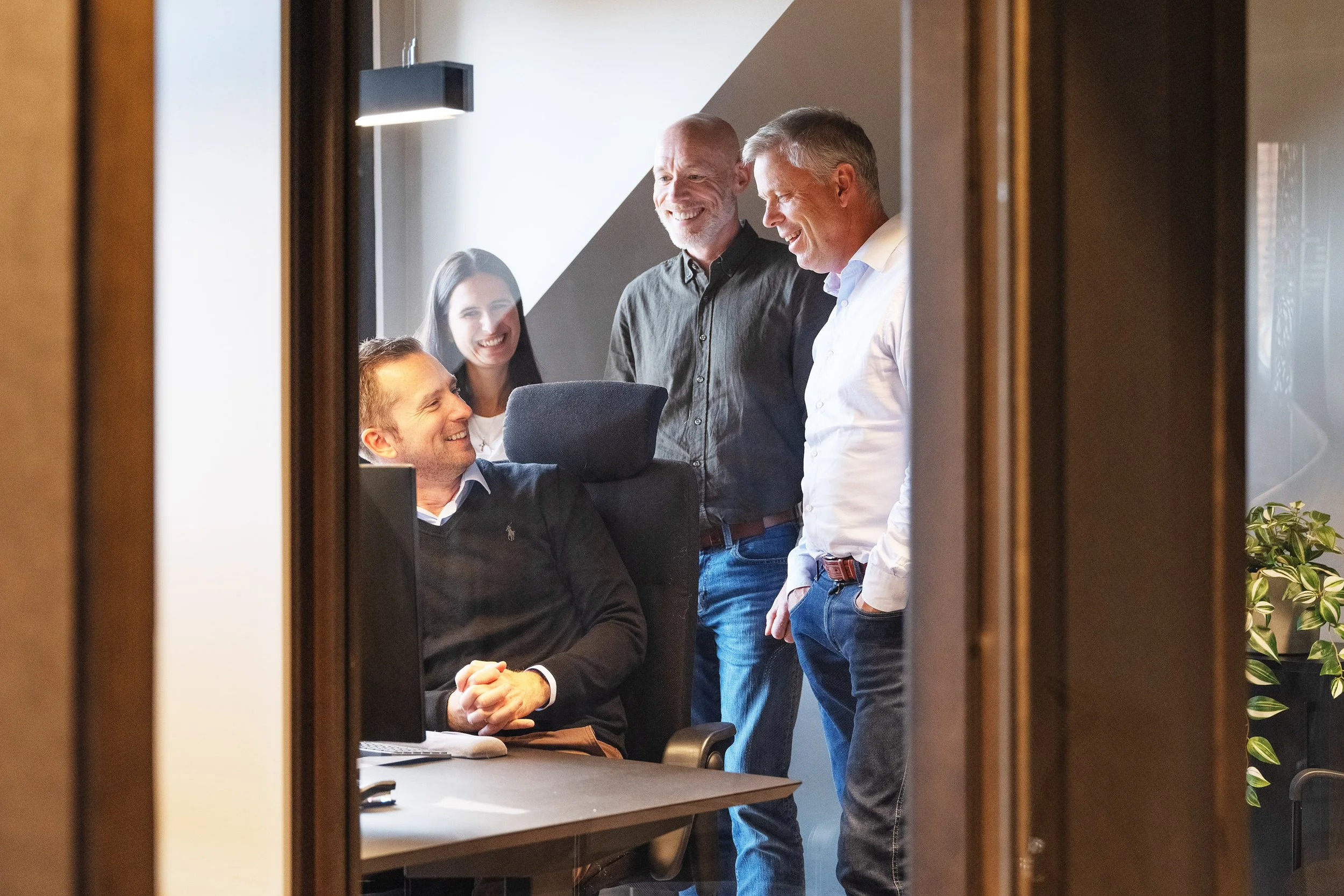 TeamRevisjon_JWF9181 copy.jpeg