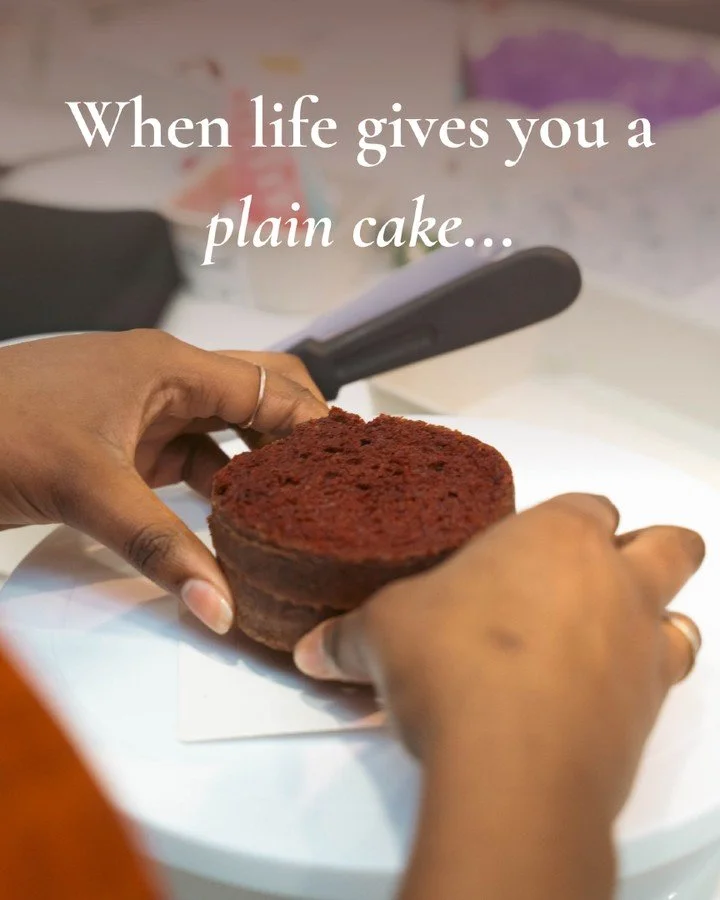 When life gives you a plain cake, a piping bag and a bowl of buttercream, you know what to do 😊
Come decorate yours - May 2nd and May 30th are live, link in our bio to book your spot before they're gone

#cakeandcreate #cakeworkshop #dublinevents #t