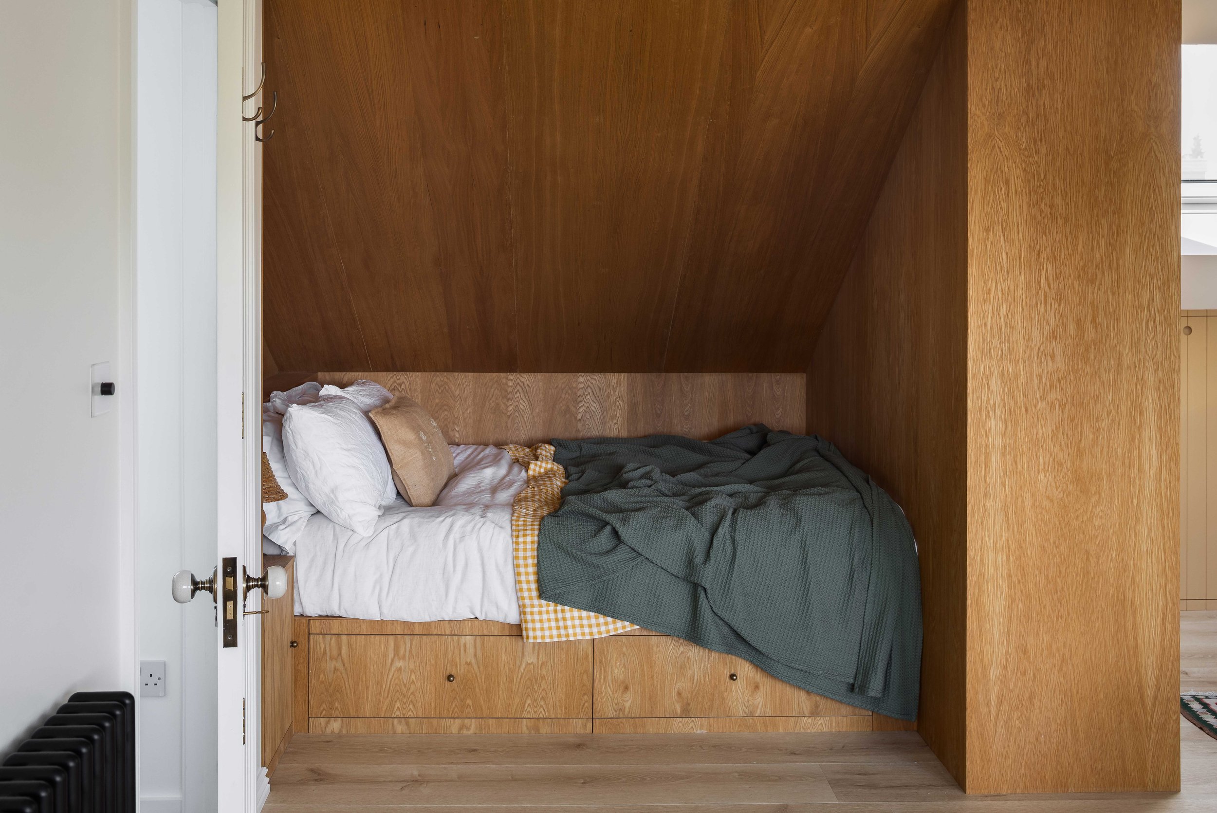 The London Loft Bed