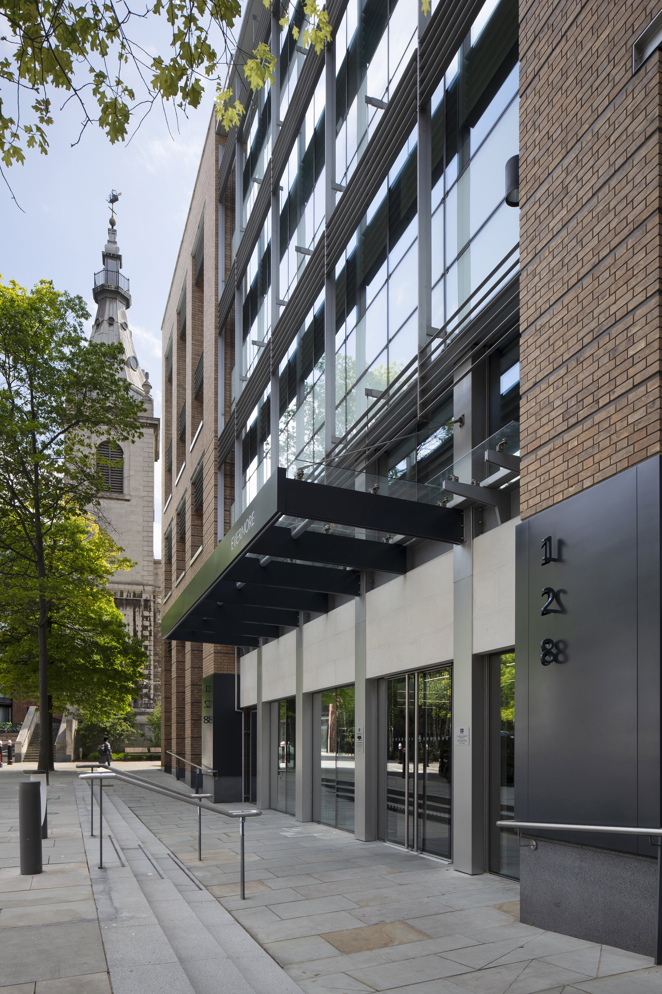 Reception access - Distaff lane