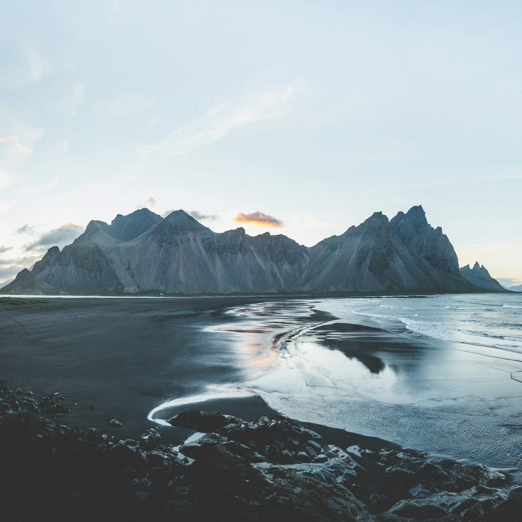iceland flights weather