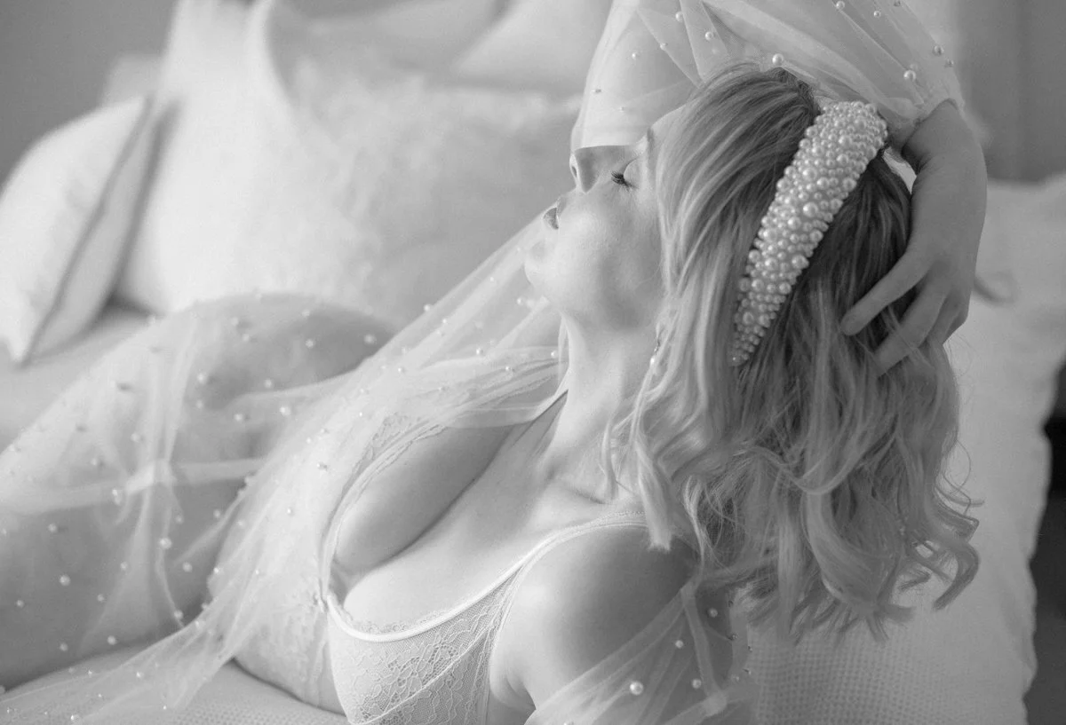 Why Brides Choose Bridal Boudoir Before Their Wedding