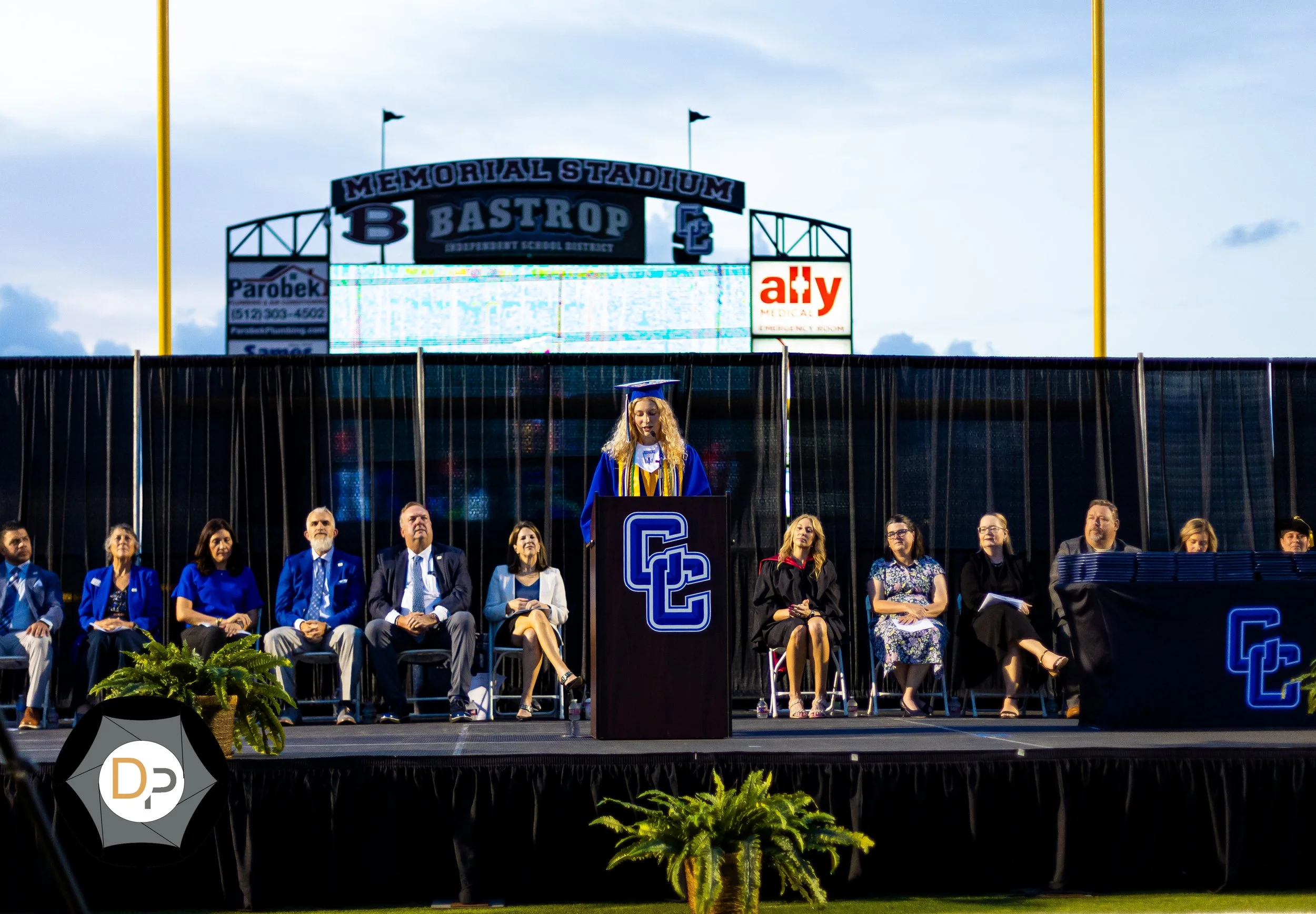 2026 Cedar Creek Gradutaion-47.JPG