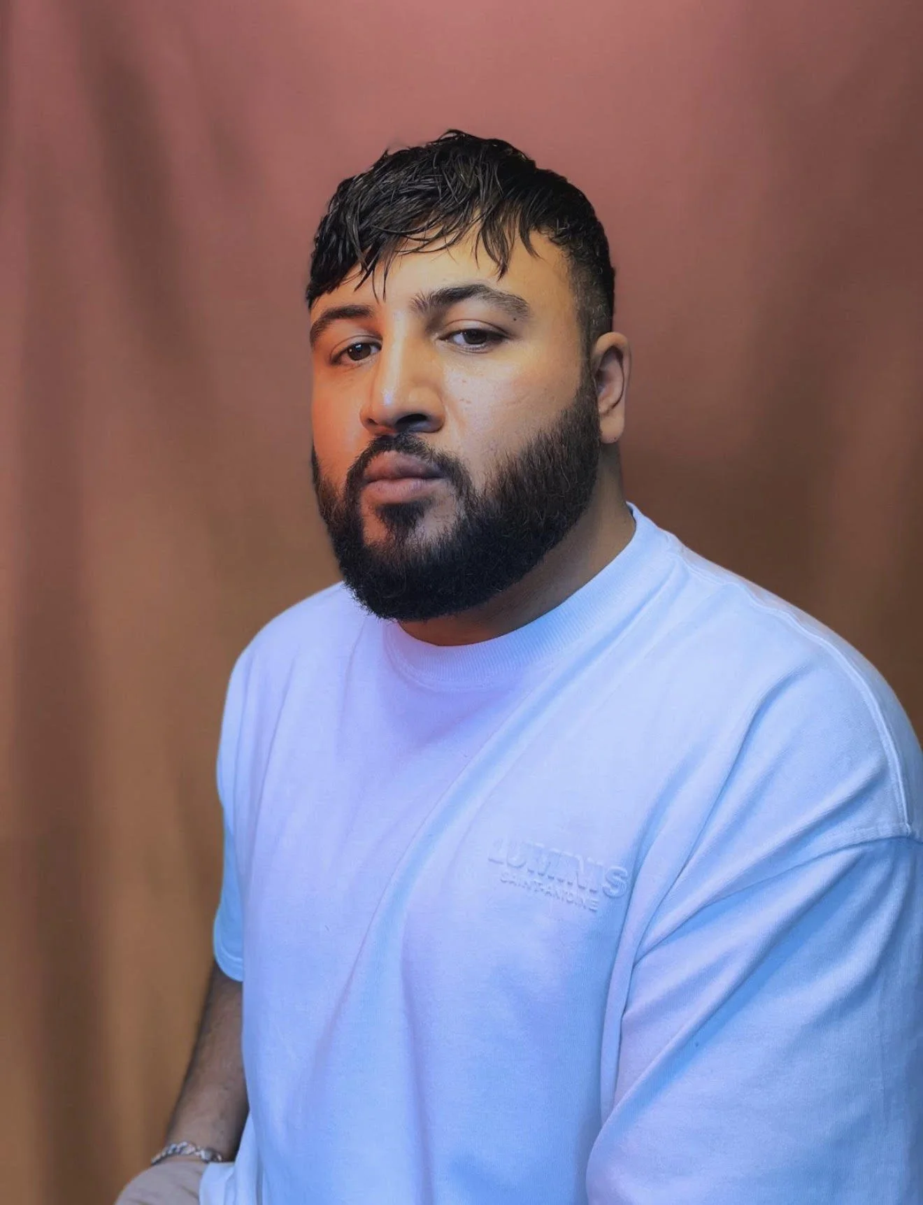 FAHEEM - As part of the Gemma Fox showcase, Faheem brings a powerful live set to the stage. Singer Songwriter and multi-genre soulful powerhouse from the UK who's showing up and showing out, making sure everyone knows there's a returning contender in
