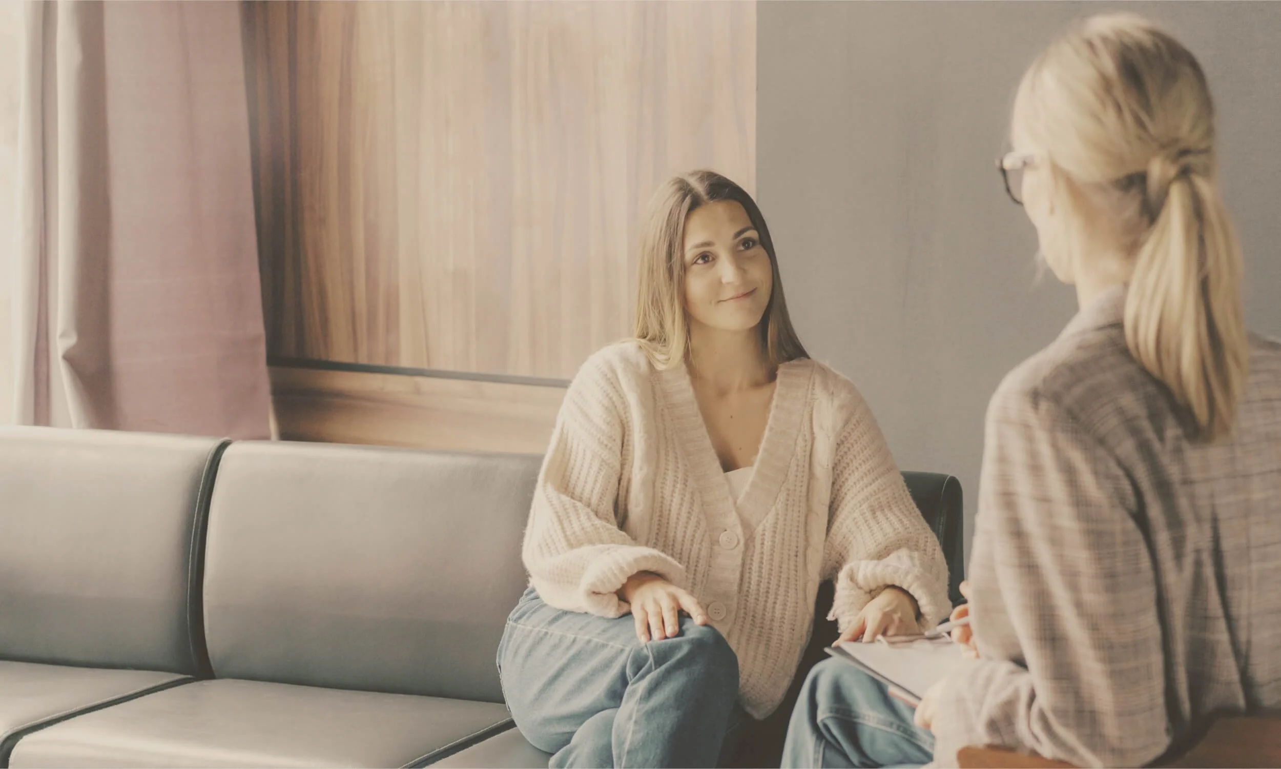 frauen sofa beratung