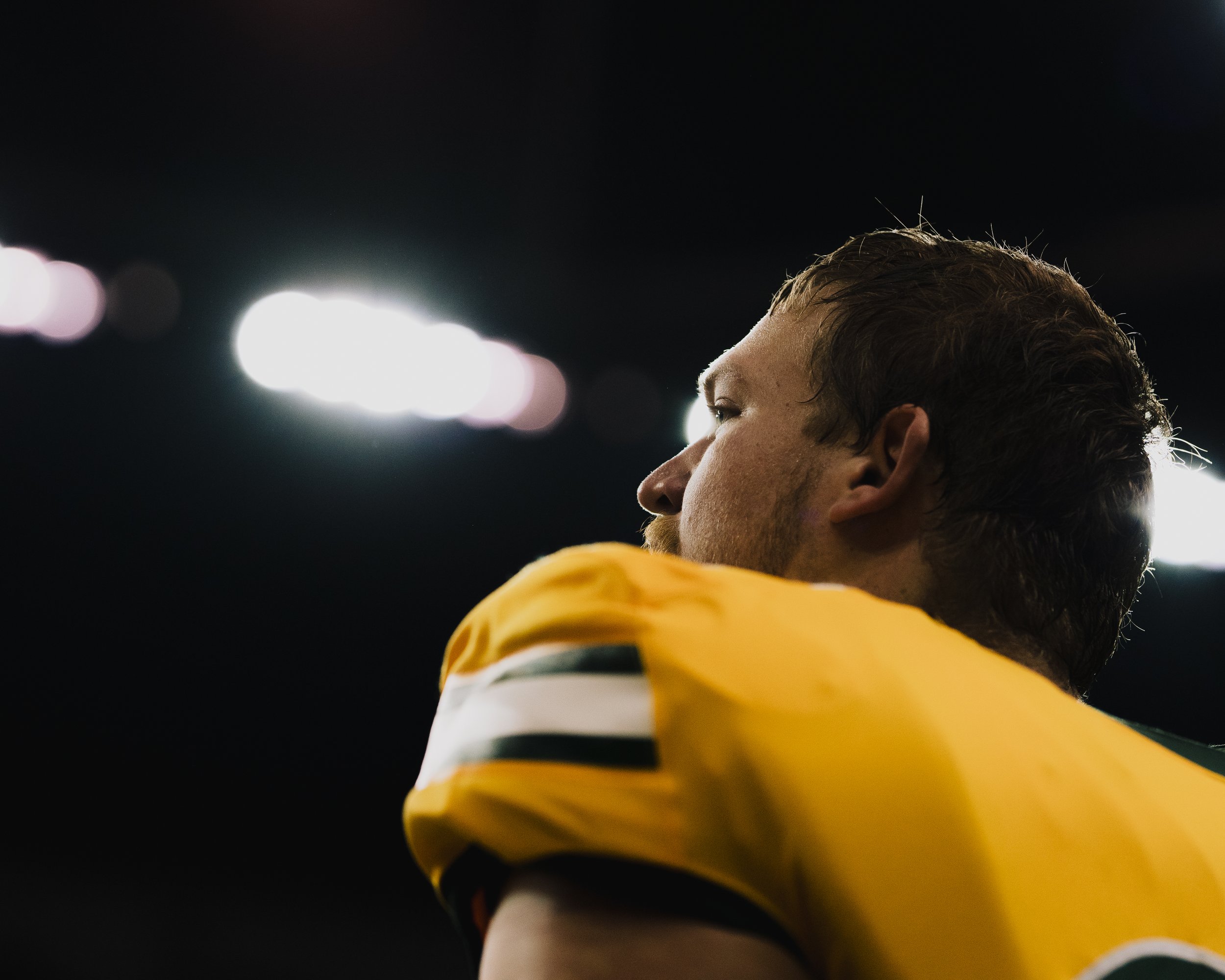 20211120_JWS_FOOTBALL01_72dpi_004.jpg